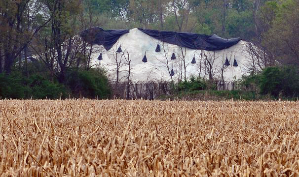 Road salt storage facility